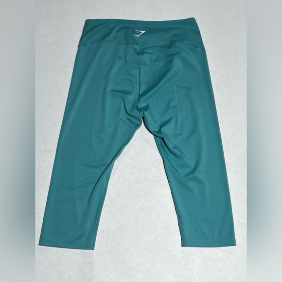 Women’s Gymshark Capri leggings size XXL - Picture 4 of 6